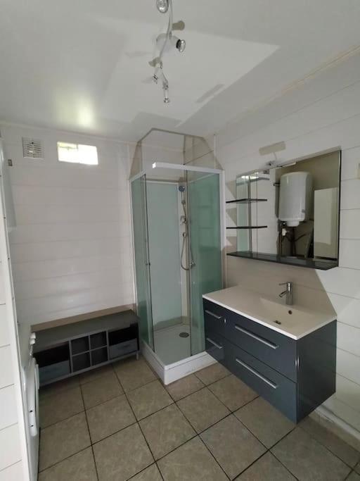 Independant - - Les Routes Apartment *